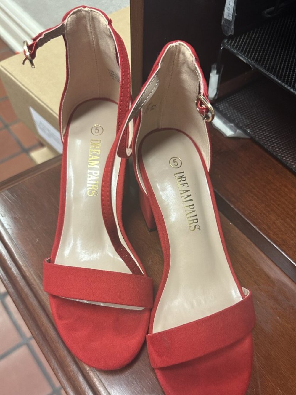 Size 5 Dream Pairs Red Heels